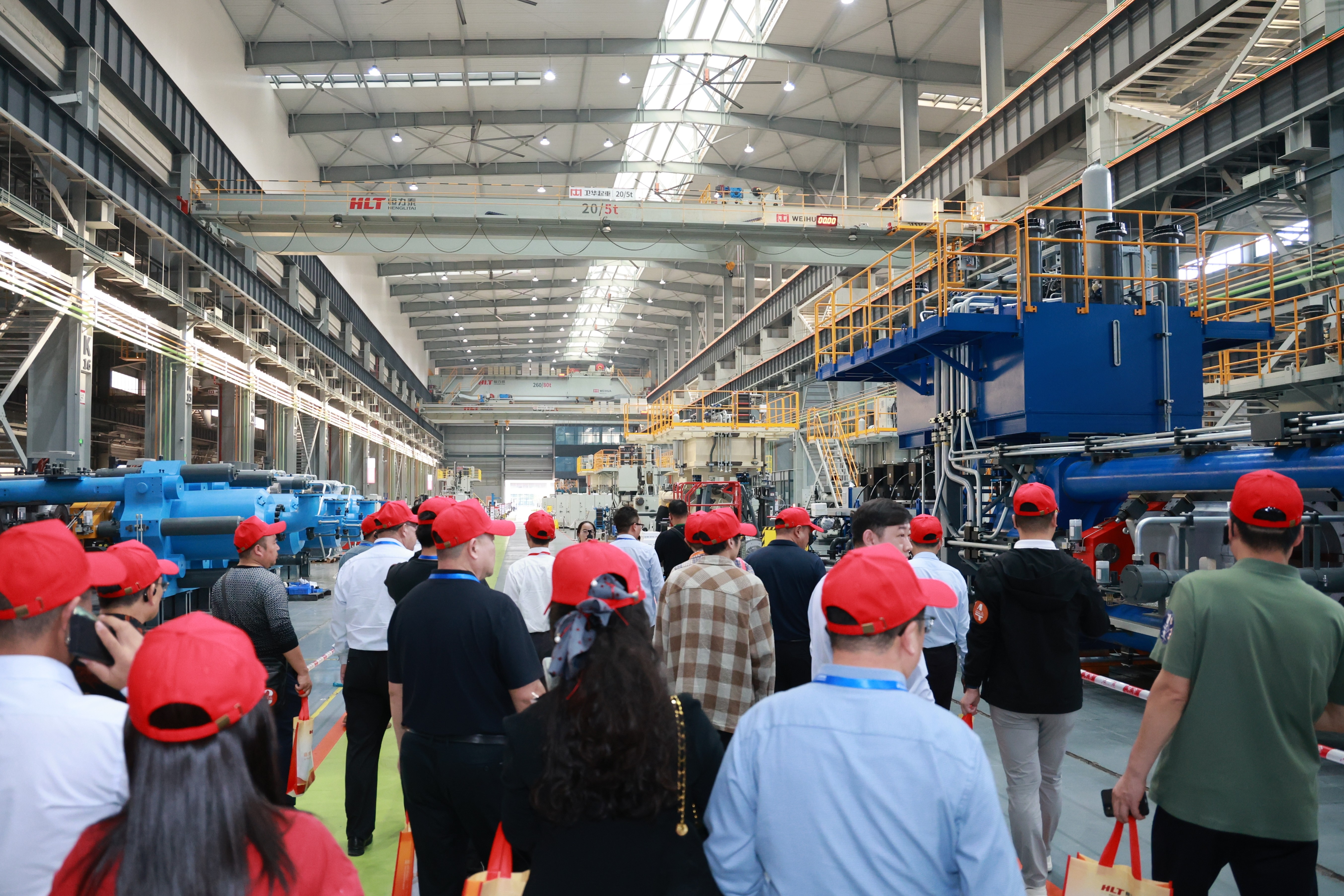 DP1A0706-opq4127426925