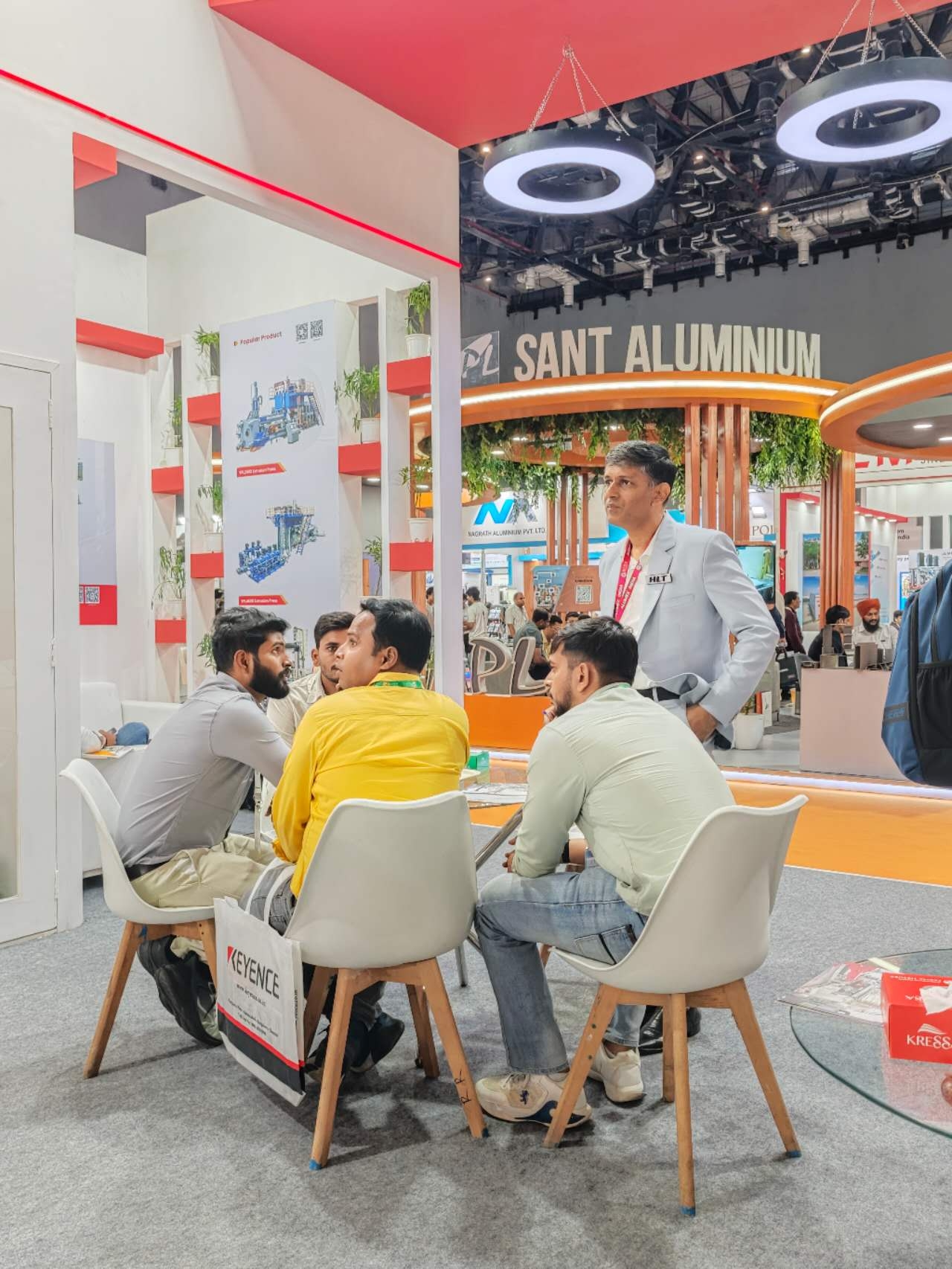 4d81c644a065363deec8da2b001356c7_compress